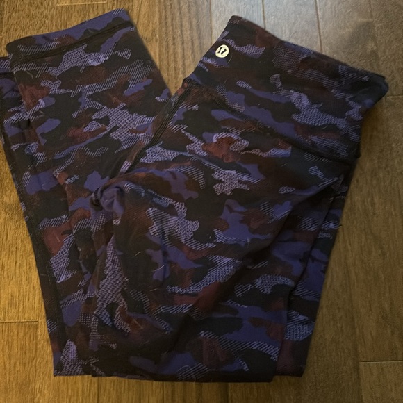 Lululemon wonder under - Picture 2 of 2